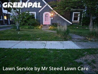 Grass Cutting nearby Pontiac, MI, 