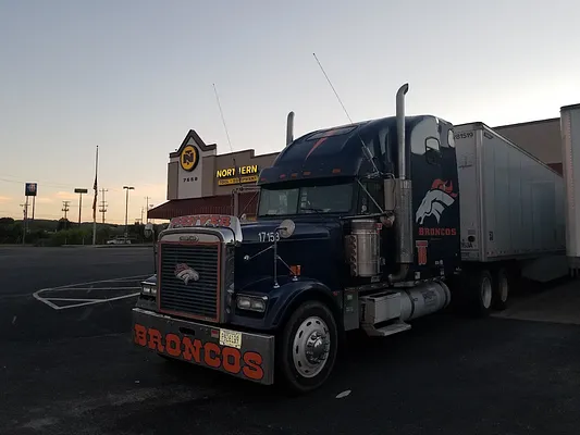 Northern Tool + Equipment Photo 22