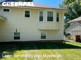 Lawn Care nearby Lenexa, MO, 