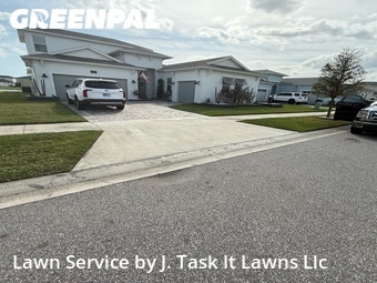 Lawn Mowing Service nearby Wesley Chapel, FL, 