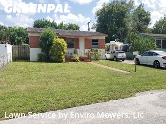 Grass Cut nearby Hollywood, FL, 