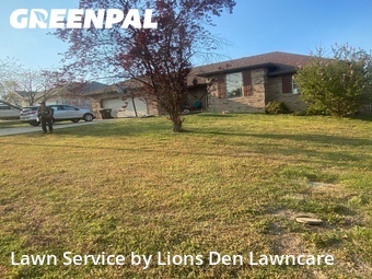 Lawn mowed in Springfield, 65810