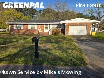 Yard Cutting nearby Spring Lake, NC, 