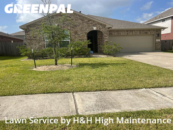Lawn Care Service nearby Baytown, LA, 