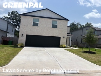 Grass Cut nearby Conroe, TX, 