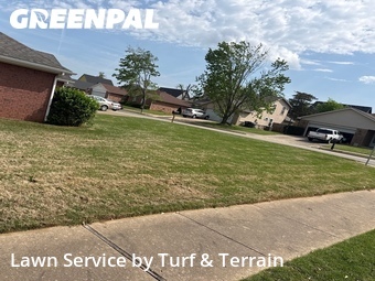 Lawn Mowing Service nearby Rogers, AR, 