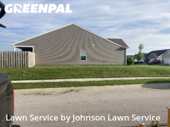 Lawn Mowing nearby Shadeland, IN, 