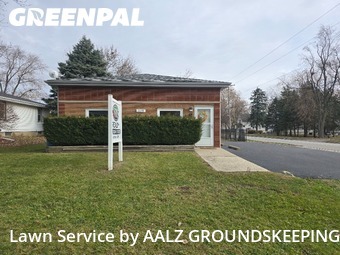 Lawn Care nearby Grant Park, IN, 