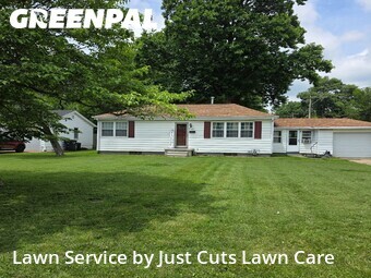 Lawn Mowing nearby Belleville, IL, 