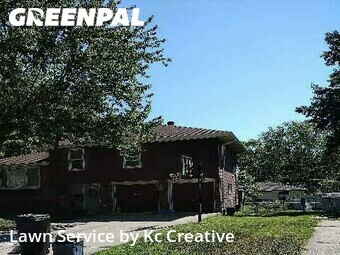 Lawn Mowing Service nearby Lee's Summit, MO, 