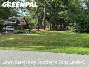 Lawn mowed in Palatka, 32177