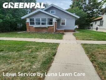 Lawn Mowing nearby Rockford, IL, 