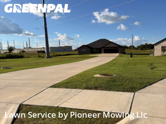 Lawn Mowing Service nearby Centerton, AR, 