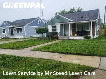 Lawn Care Service nearby Royal Oak, MI, 