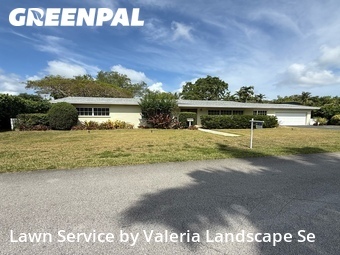 Lawn Mowing Service nearby Palmetto Bay, FL, 