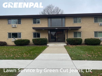 Lawn Care nearby Delavan, IL, 