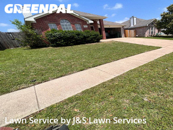 Lawn Mowing nearby Arlington, TX, 