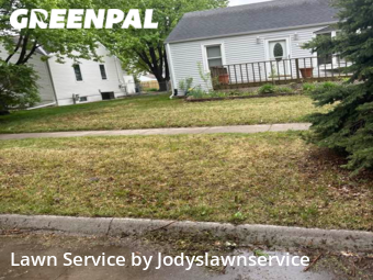 Grass Cutting nearby Council Bluffs, NE, 