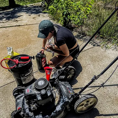 Mobile Wildwood Mower Repair / Snow Blower Photo 15