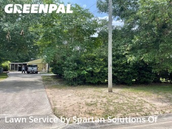 Lawn Care Service nearby Lillian, FL, 
