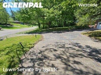 Lawn Care Service nearby Evansville, IN, 