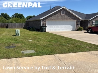 Lawn Cutting nearby Fayetteville, AR, 