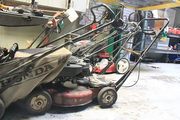 Longhorn Lawn Equipment Photo 10