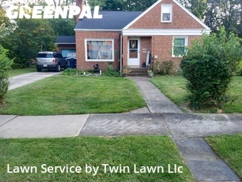 Lawn Mow nearby Cleveland Heights, OH, 