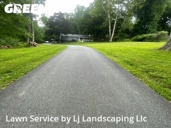 Lawn Cutting nearby Glen Mills, DE, 