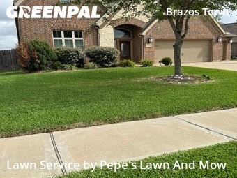 Lawn Cutting nearby Rosenberg, TX, 