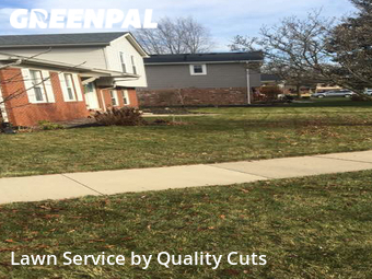 Lawn Mowing nearby Brownstown Charter Township, MI, 