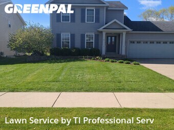 Lawn Mowing Service nearby Madison, WI, 