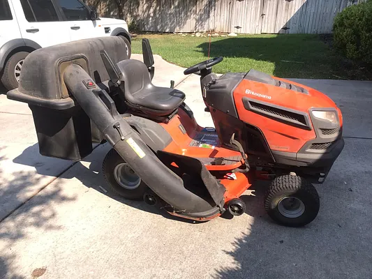 Leal’s Lawn Mower Repair Service Photo 5