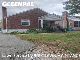 Grass Cut nearby Louisville, KY, 