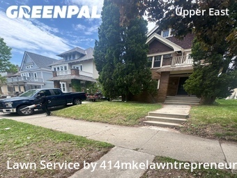 Lawn Care Service nearby Milwaukee, WI, 
