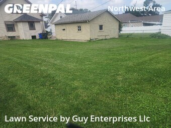 Lawn Mowing nearby Cedar Rapids, IA, 