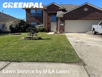 Lawn Maintenance nearby Dickinson, TX, 