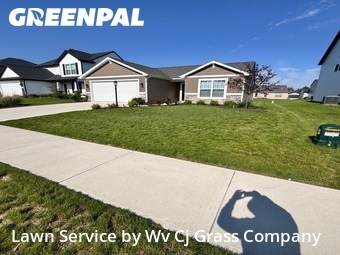 Lawn Mowing Service nearby Fort Wayne, IN, 