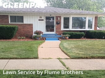 Lawn Care nearby Clinton Township, MI, 