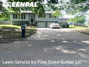 Lawn Cutting nearby Topeka, KS, 