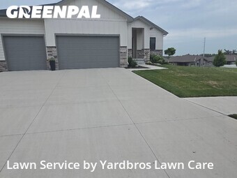 Lawn Mowing Service nearby Omaha, NE, 