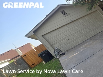 Lawn Care Service nearby Hutto, TX, 