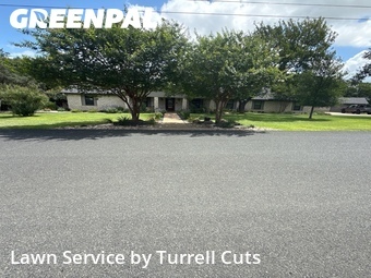 Grass Cut nearby Georgetown, TX, 