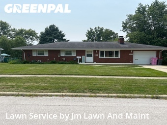 Lawn mowed in Findlay, 45840