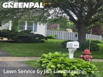 Grass Cutting nearby Woodstock, IL, 