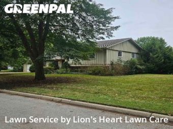 Lawn Care Service nearby Lansing, KS, 
