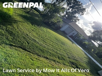 Lawn mowed in Sebastian, 32958