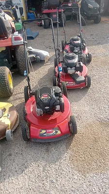 Johnny's Lawnmower Repair & Mechanic Service Photo 6