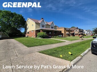 Lawn Cutting nearby Parma, OH, 
