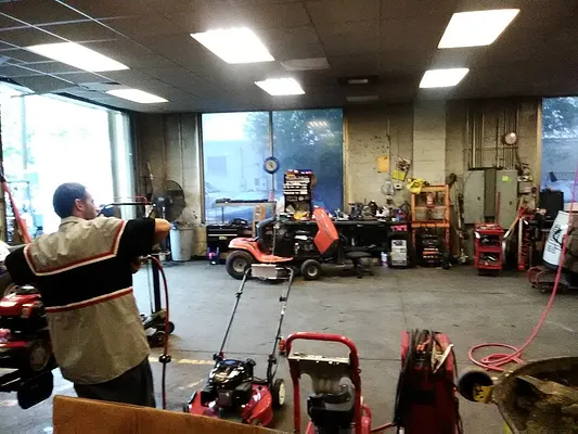 Lexington Outdoor Power Equipment Photo 12